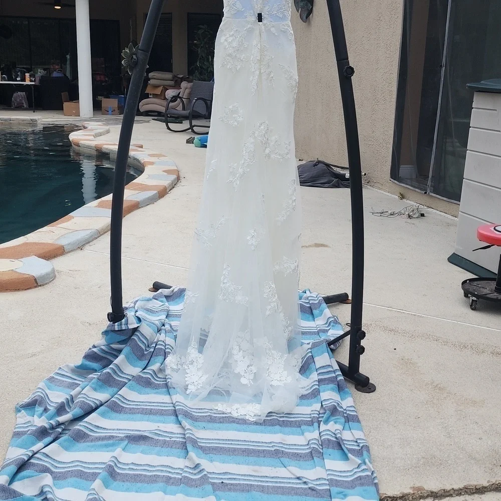 NWT VINTAGE WEDDING GOWN - Picture 9 of 12